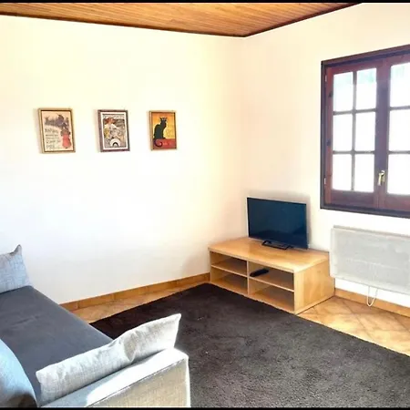 Apartment Bonito Atico En La Entrada Del Pueblo Estavar *